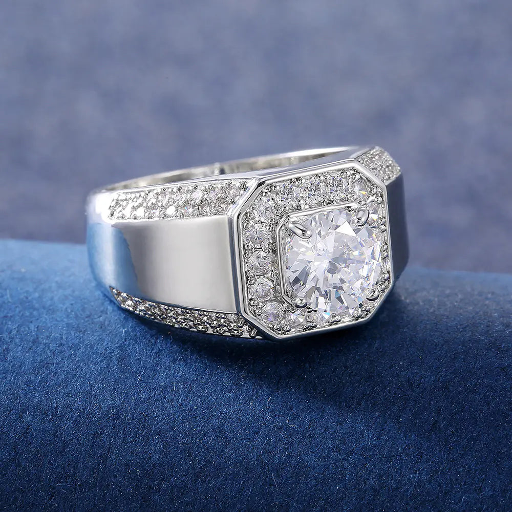 Luxury Men's Ring with 18K White Gold and Zirconia