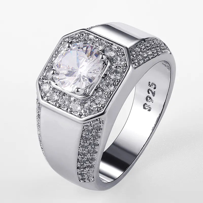 Luxury Men's Ring with 18K White Gold and Zirconia