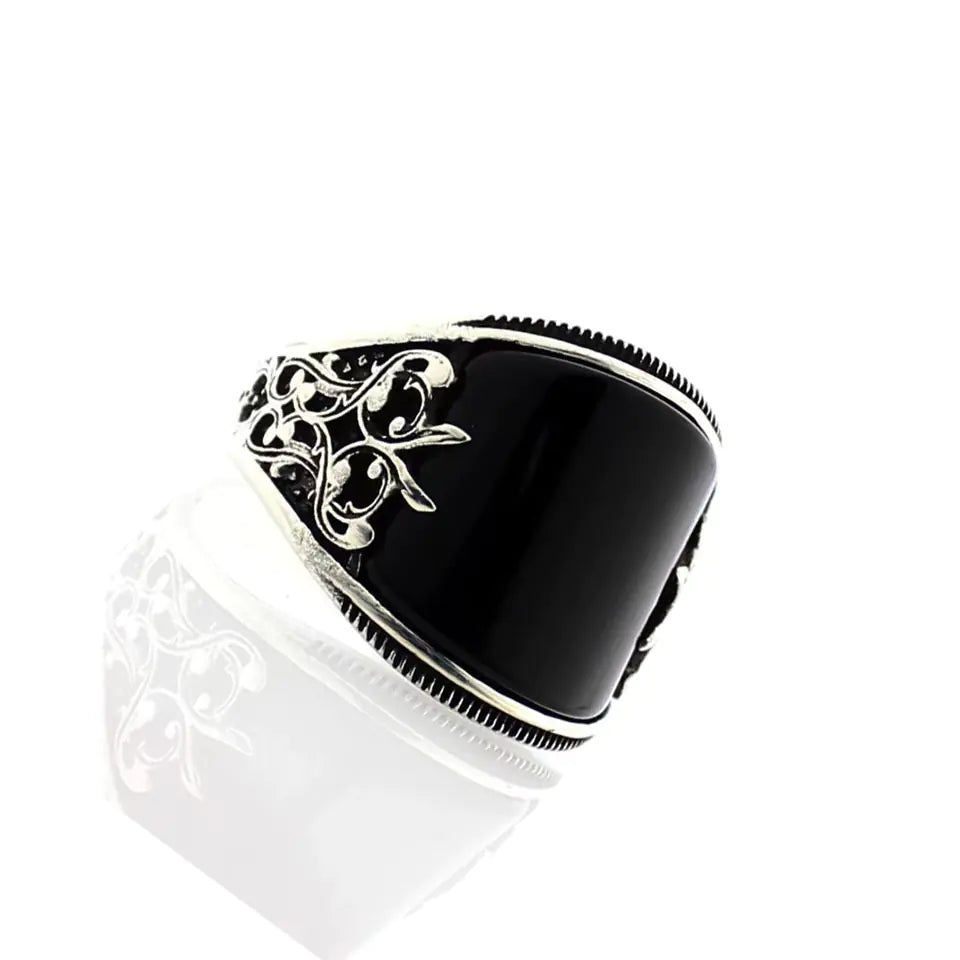 Vintage Black Hand-painted Embossed Pattern Men's Ring