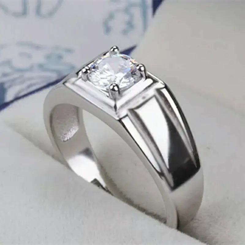 S925 Silver Men's Ring with Simple Design and Simulated Diamond